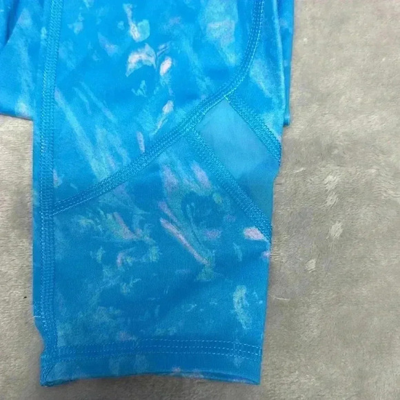 All In Motion  - NWT - Blue Leggings. Size 14/16 - Picture 3 of 6